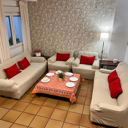 بيت للعطل Plaza Espana Family House