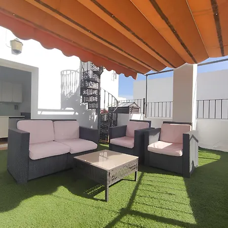 Plaza Espana Family House